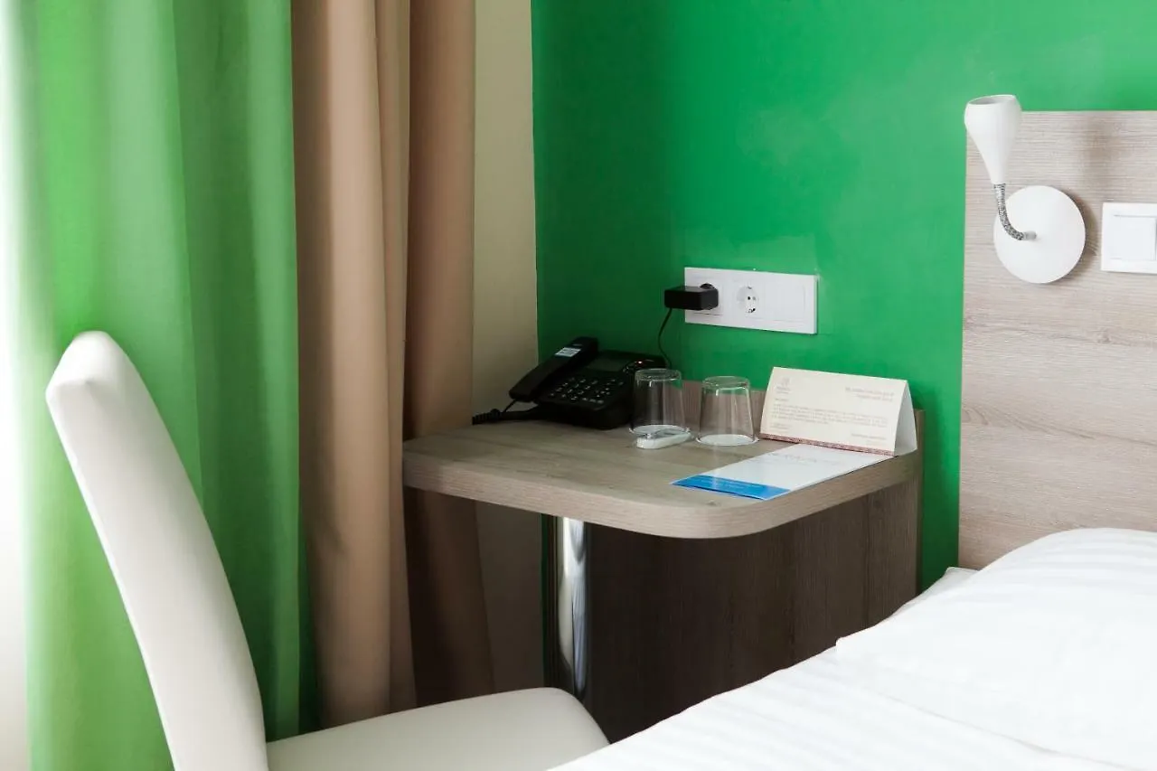 Raziotel Kyiv Yamska Hotel