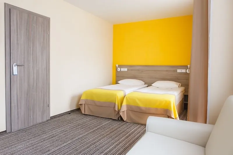 Raziotel Kyiv Yamska 3*,  Ucrania