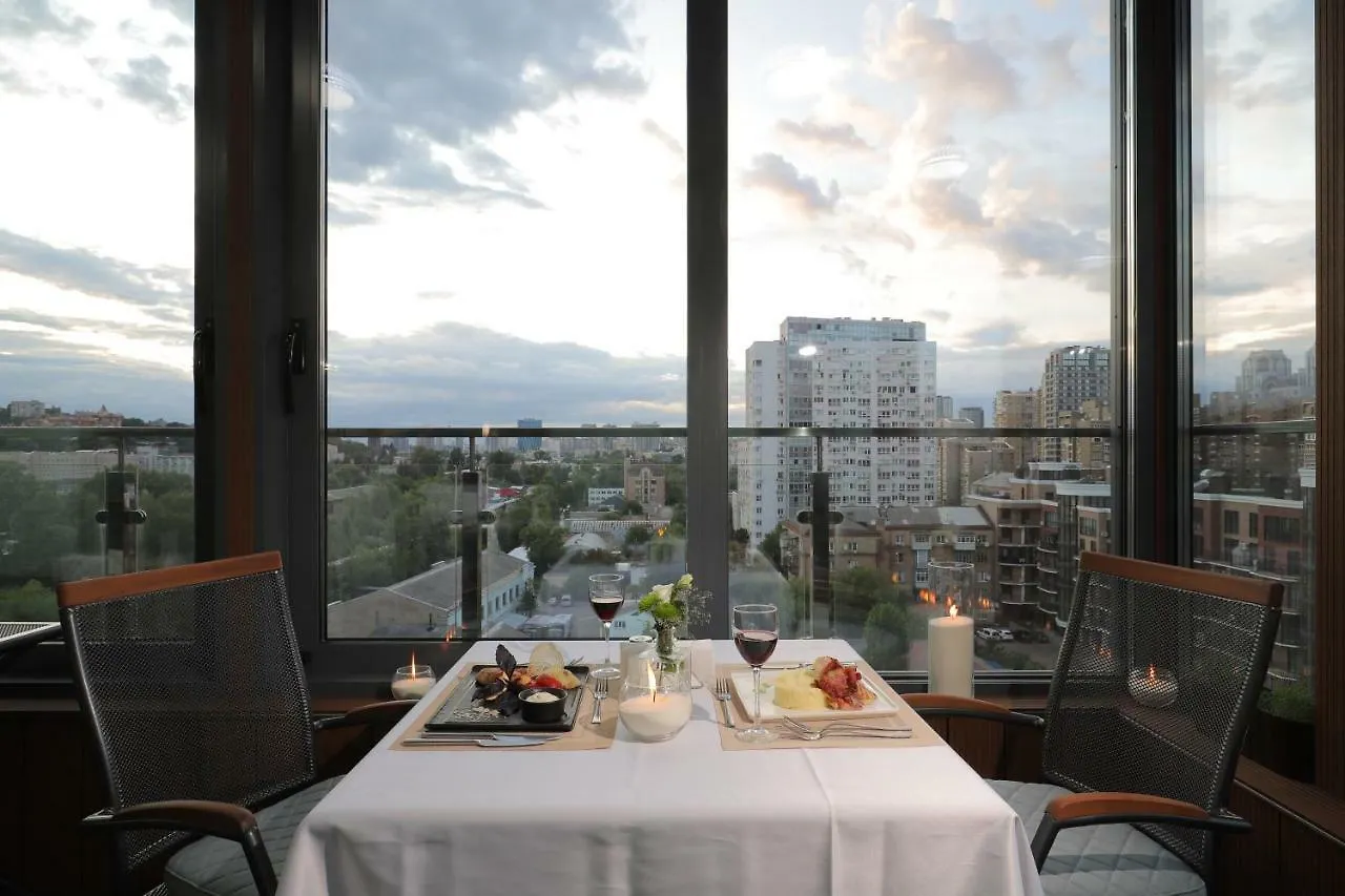 Raziotel Kyiv Yamska